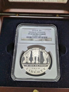 2010-W 1ドル銀貨(ケース付き) - 障害退役軍人記念 - PCGS PR69 ウルトラカメオ