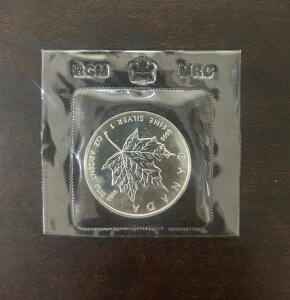 1989年 1オンス .9999 純銀 5ドル メープルリーフ エリザベス2世女王