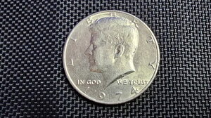 󏭂1974NPlfB50Zgd݁i~g}[NȂj