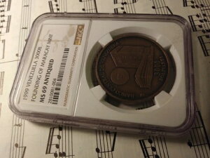 ベネズエラ 3000ボリバル 1999 KM 未掲載 Sch?n90 アンティークブロンズ 非常に希少