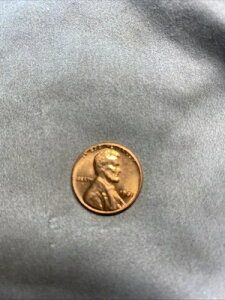 1967NJ[LOyj[B~g}[NG[ȂBɁuLvƁuWE Trustv̍B󏭃RCB