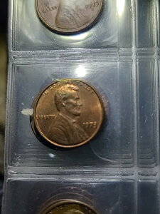 Ɋ󏭂1973NJ[yj[A~g}[NG[ȂA_u_CfB[vJI