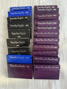 1969N1993N܂ł̃v[tZbg20ZbgB摜BB