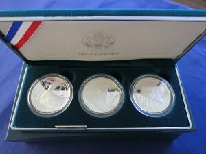 1994年 アメリカ退役軍人記念 3枚プルーフコインセット - シルバードル - 箱・保存袋付き