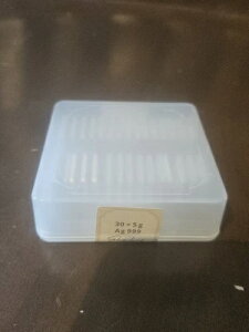 �󏭂ȍH�ꖢ�J���{�b�N�X�A30 x 5�O�����̃K�C�K�[ .999 ����G�[�f�����^���o�[