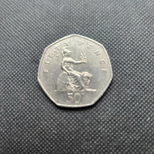 GUxX2A1997NA50yXd݁A50yXBɂ߂Ċ󏭁Au^jA+V[h