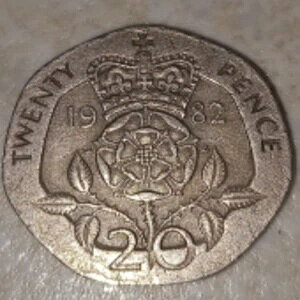 �󏭂�1982�N�G���U�x�X2���L�O20�y���X�d��