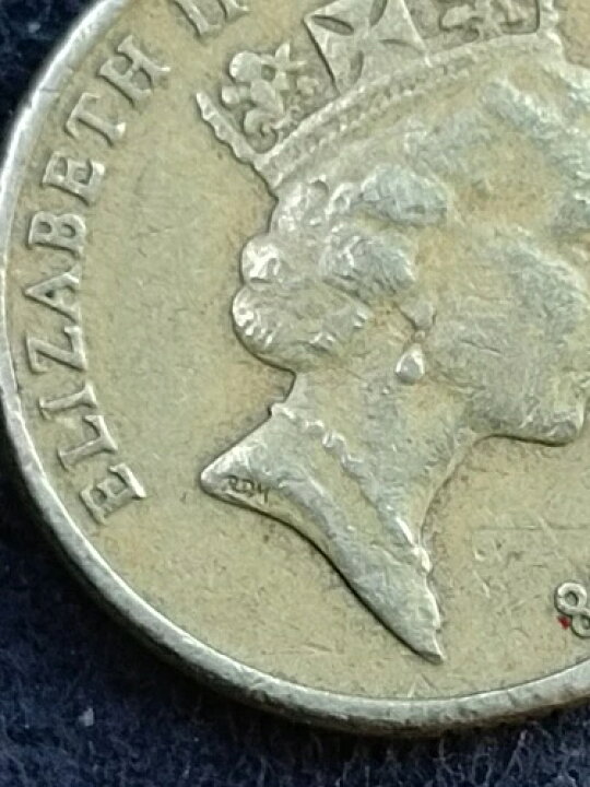 楽天市場】希少な1988年オーストラリア2ドル硬貨。HHとRDMのイニシャル 