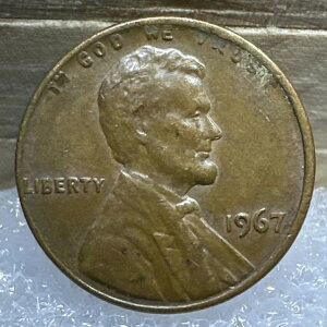 1967NJ[LOyj[B~g}[NG[ȂBɁuLvƁuWE Trustv̍B󏭃RCB