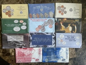 1990N1999N܂ł̕čǔs̖P&Dd10Zbg