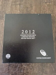 2012NčǌŃVo[v[tZbg