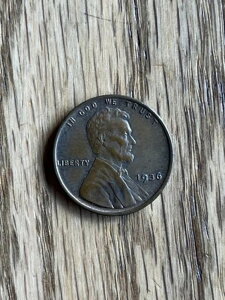 RN^[ 1936 Nyj[ / ~g}[NȂAG[ RC Ɋ󏭁B