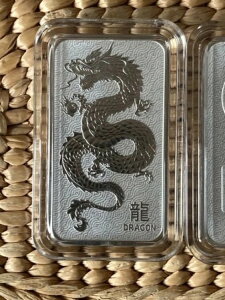 p[X~gA2024N 1IXAihSo[AGA^CgLbvɃZbgꂽŏ̃o[B