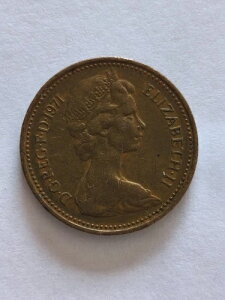 �󏭂ȃR���N�^�[�Y�A�C�e���A�V�i 1 �y�j�[�d�݁A1971 �N�C�M���X�����G���U�x�X 2 ���B