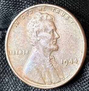 1939NJ[EEB[gyj[ERN^[YZg݁A~g}[NG[ȂAVFA