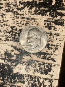 1974N oeB AC[n[ 1hd ~g}[NȂ