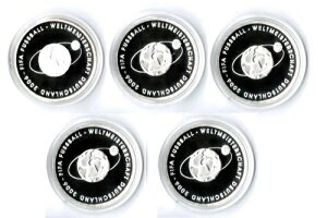 hCc 10 [ tbg{[ 2004 A D F G J Sv[g