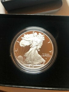 2021NEFXg|CgEAJC[O1IXEv[t݁i21EANj