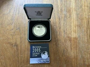 2005Npu^jA1IX݁AP[XCOAtAǍDȏ