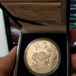 1997�N �N�j�X�i �V�[�z�[�X �V���o�[ �v���[�t 2�����h ��A�t���J R2 �P�[�X�t�� COA �R����