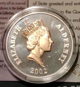 2002年オルダニー エリザベス11世 シルバープルーフ 5ポンド 22カラット金貨にハイライト