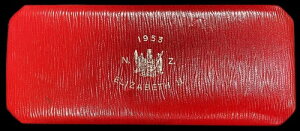 1953N j[W[h GUxX2Պ v[tZbg ̂ RCȂ