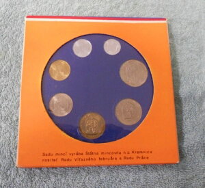 YY. 1988N`FRXoLAʃRCZbg