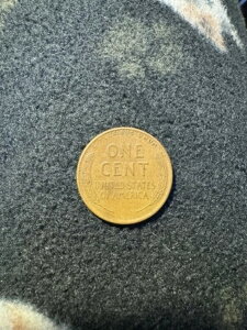 1945N ~g}[NȂ EB[gyj[  Ɋ󏭂1ZgčRC