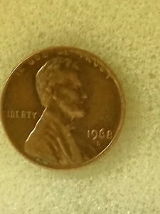 1968N _CvVFbg̃J[LOق̃yj[̑łԈႢ S炸ꂽ󏭕i