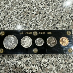 1953Nčv[tZbgΖʃRCi啶vX`bNz_[j