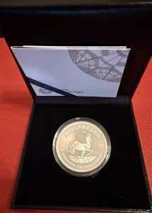 AtJ 2017N N[K[h 1IX Vo[ v[tRC  +  & ۏ؏