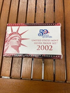 2002 �N�č������ǃV���o�[ �v���[�t �Z�b�g �{�b�N�X�ACOA �t���A7 �` 90% - �V���o�[ MELT ����X�^�[�g�A������!
