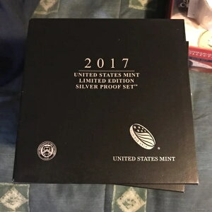 2017NŃVo[v[tZbgi17RCj1IXv[tS~gVo[C[OOGP