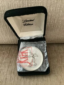 fBYj[̖@ ~bL[}EX 2.3IX Vo[ nC[t fBYj[ _ RC 1974N