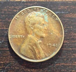 1941NJ[ ~g}[NȂEB[gyj[1ZgRC - 