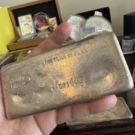 希少 マセイ・ギャレット オーストラリア 1011 G 1キロ以上 シルバーバー 32オンス以上 ヴィンテージ 注ぎ