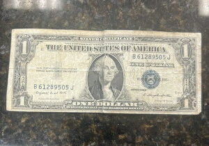 1935G 1h 󏭃G[ u[V[