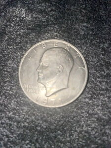 1977N AC[n[ AJ 1hd ~g}[NȂ - 