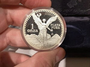 1987 メキシコ プルーフ リベルタード 1 オンス プラタ プラ 0.999 箱と COA 付き