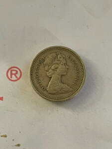 NC[ GUxX 2  1 |h RC 1983 G[ Royal Arms DECUS ET TUTAMEN p