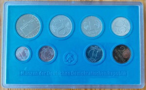 DDR hCc 8 DIF BU RCZbg 0.01 - 5 }N 1980 N Љ` ~g