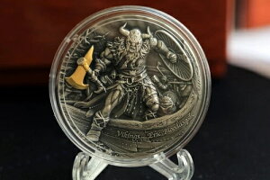 GbNEubhAbNX oCLO 2020 2IX Vo[ AeB[NRC |[h jEG