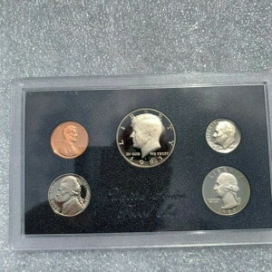 1983Nčǃv[tZbg5ZbgA1Zbgɂ΃RC5Ɣ