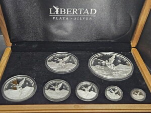 2016 �N���L�V�R �V���o�[ ���x���^�b�h 7 �R�C�� �v���[�t �Z�b�g #145/250�B���s���������ɏ��Ȃ��ł�!!