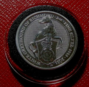 2021�N �N�C�[���Y�r�[�X�g �z���C�g�O���C�n�E���h �I�u ���b�`�����h 2�I���X 9999 �V���o�[ 5�|���h�R�C�� �J�v�Z���t��