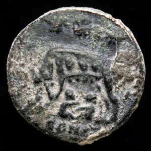 *Lucernae* LO VRBS ROMA Follis ? shewolf Ƒoq (vrb4) Arles 330