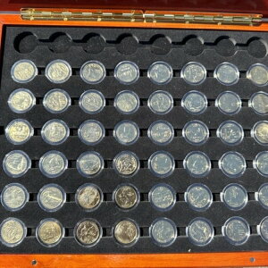 LOǃZbg 48 čNH[^[d 2000-2009N ؐfBXvCP[X S[h