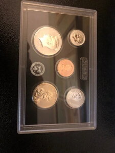 2018 S TtVXR Vo[o[Xv[tZbg Œz̃v[tRC