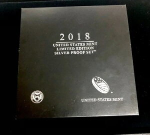 2018NčǌŃVo[v[tZbg