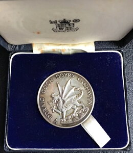 1969N `[YcqC 0.925  69 O _ ~ C~g